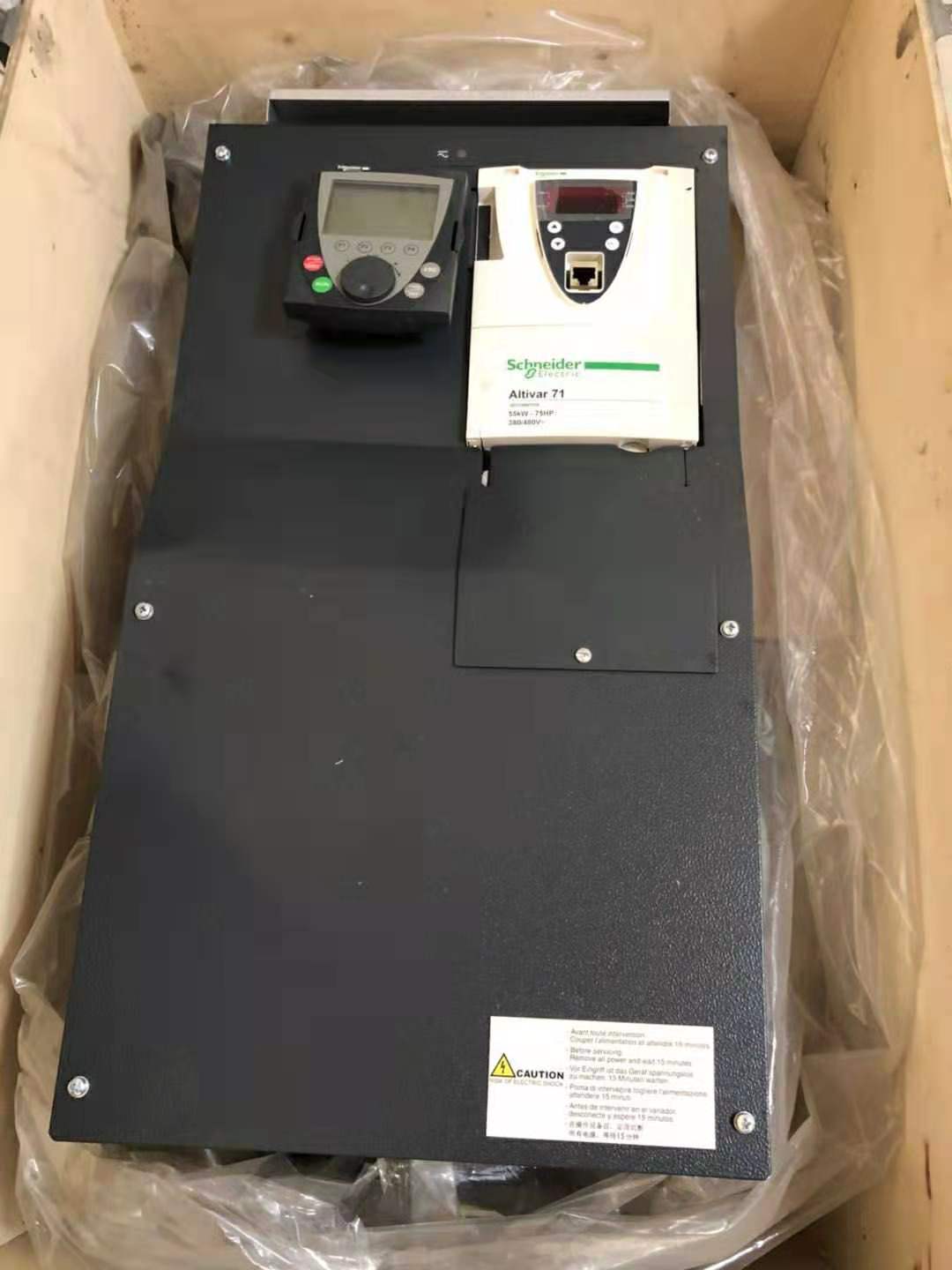 施耐德變頻器ATV71HD55N4Z/55KW/全新