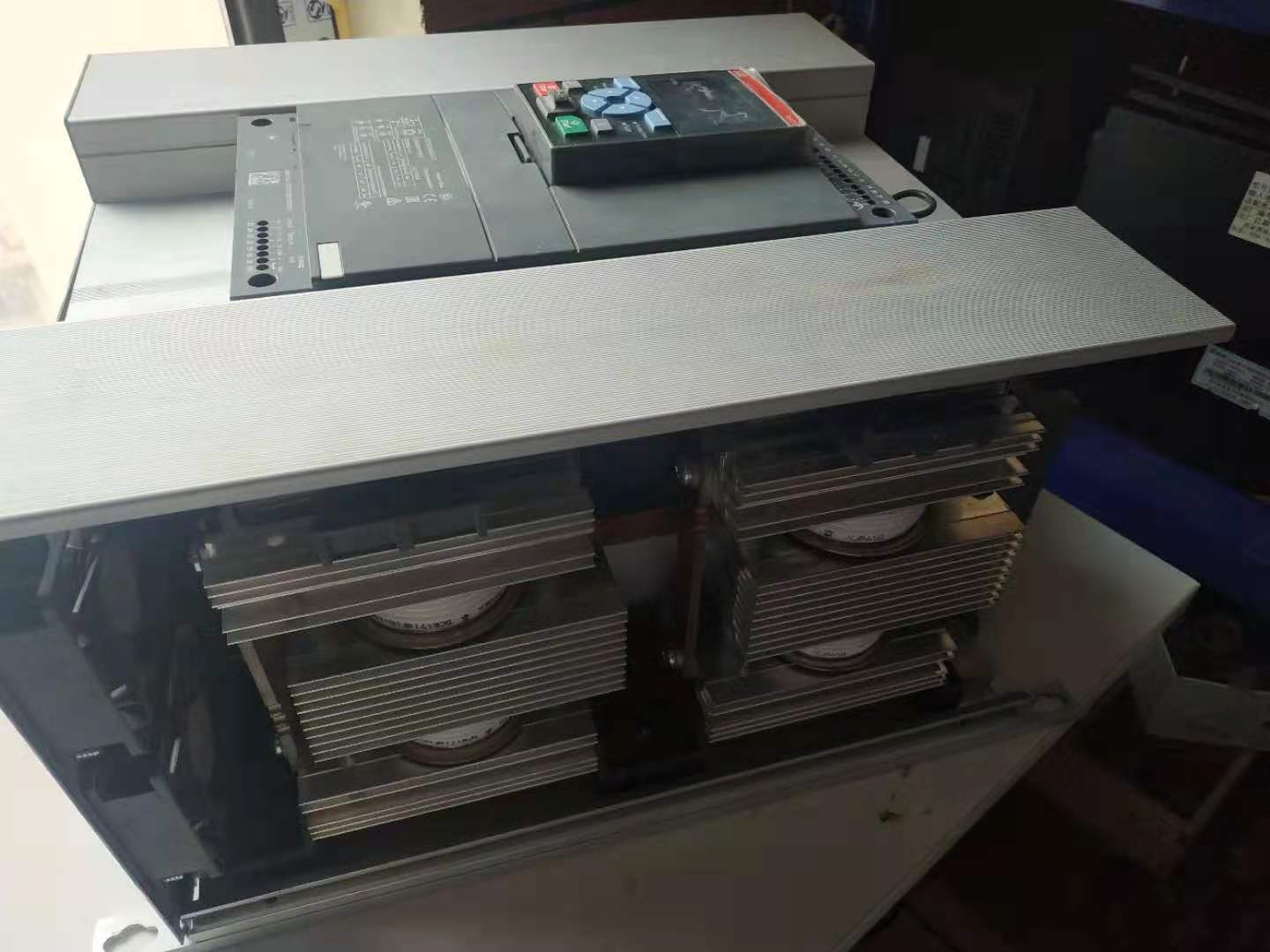 ABB軟啟動器維修之PSTX系列